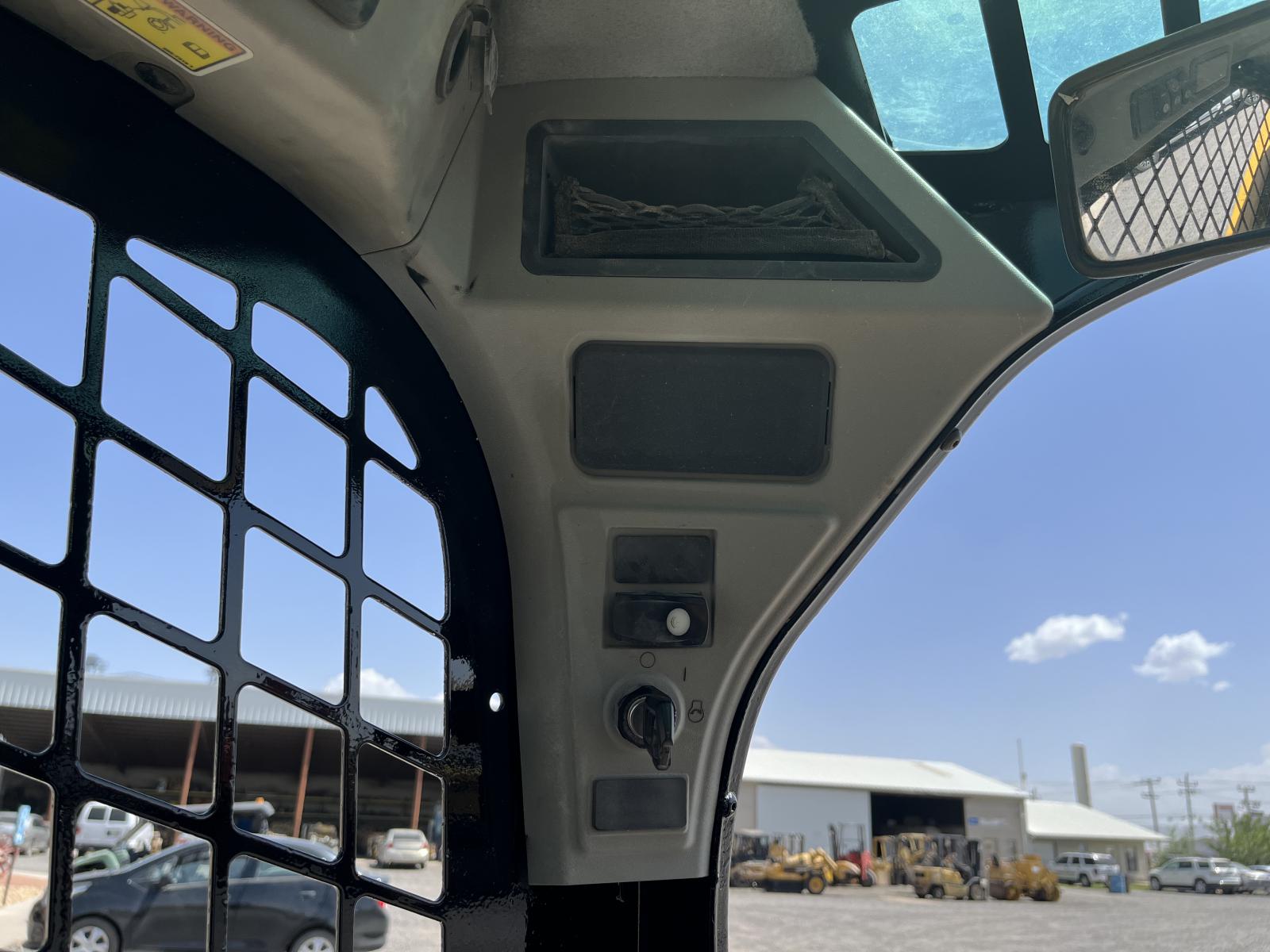 ./imagenes/INVOICE/2019/18004/CATERPILLAR 262D (9).JPG